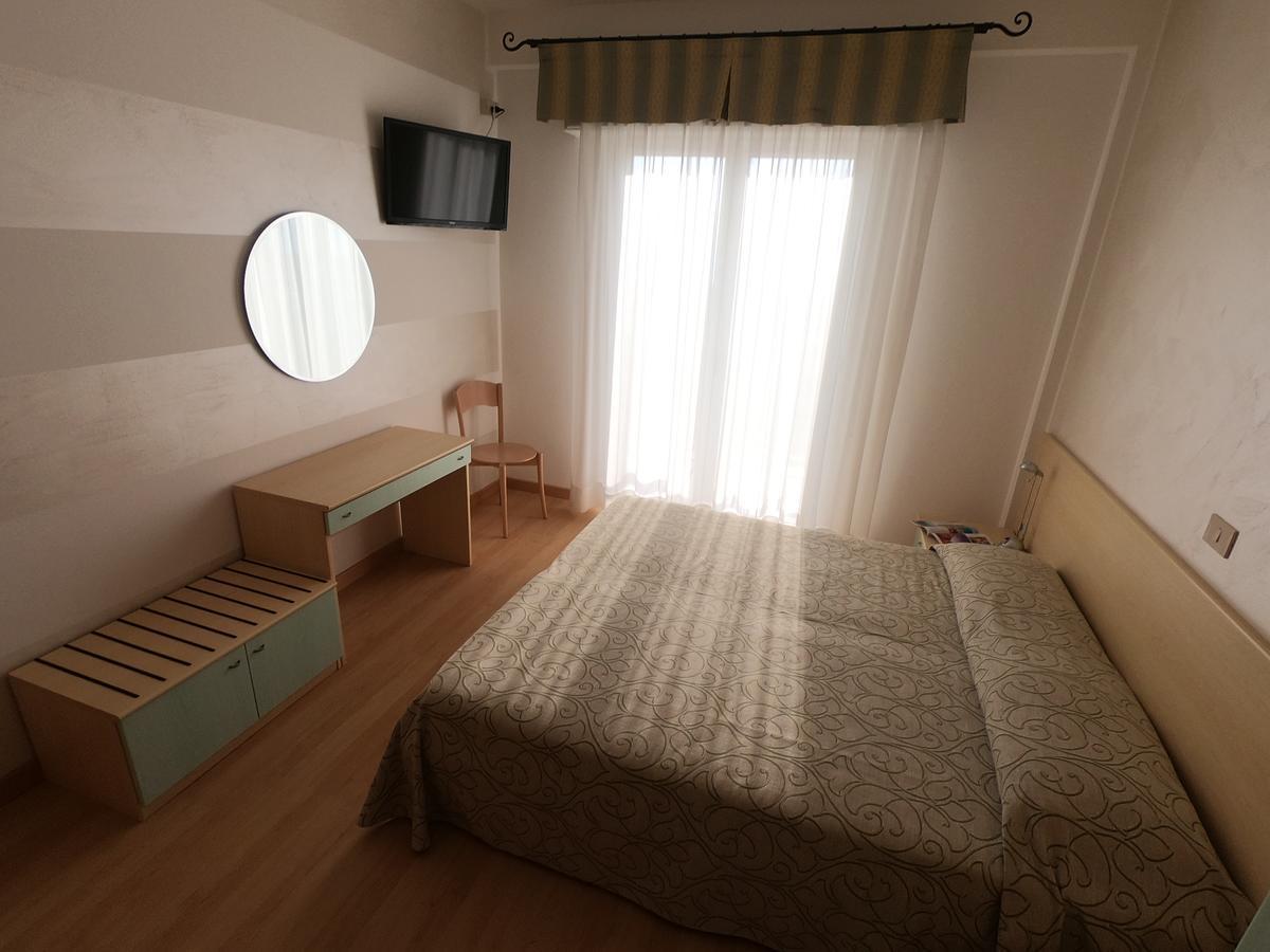 Hotel Eden 3*